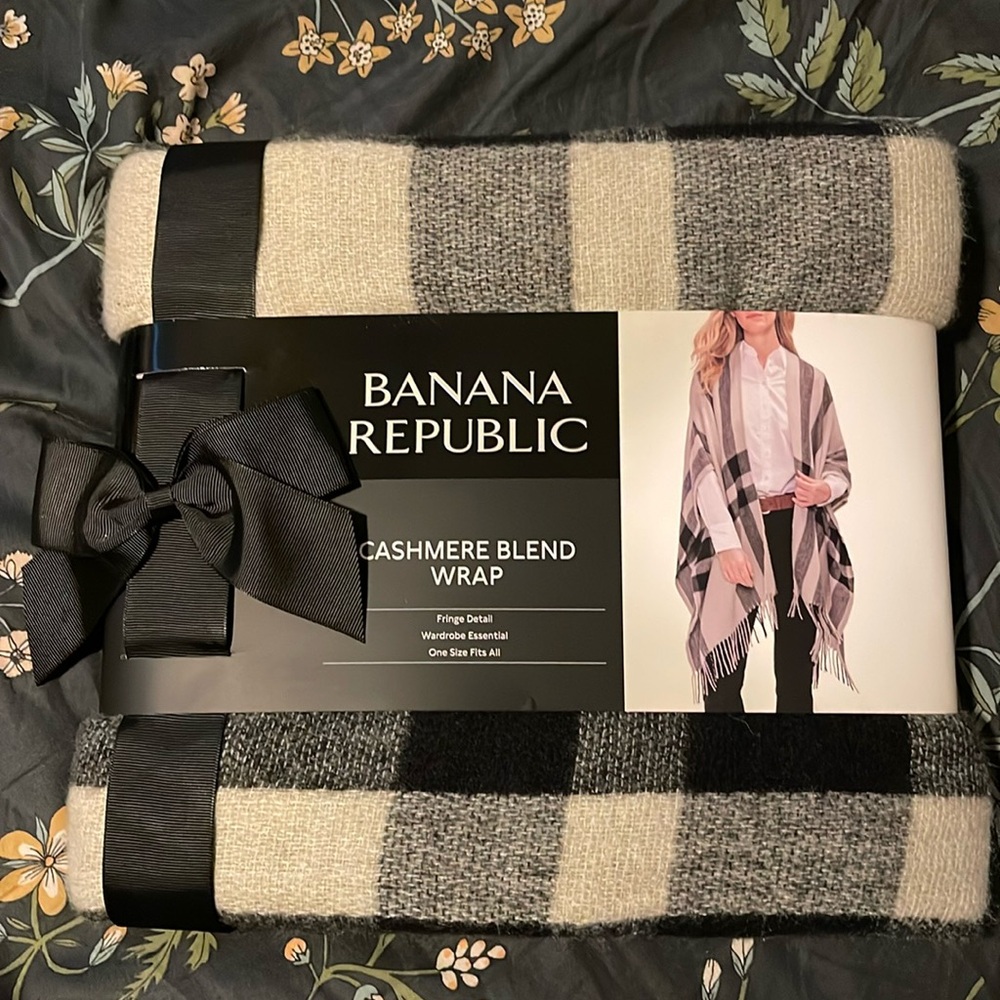 Banana Republic Cashmere Blend Wrap